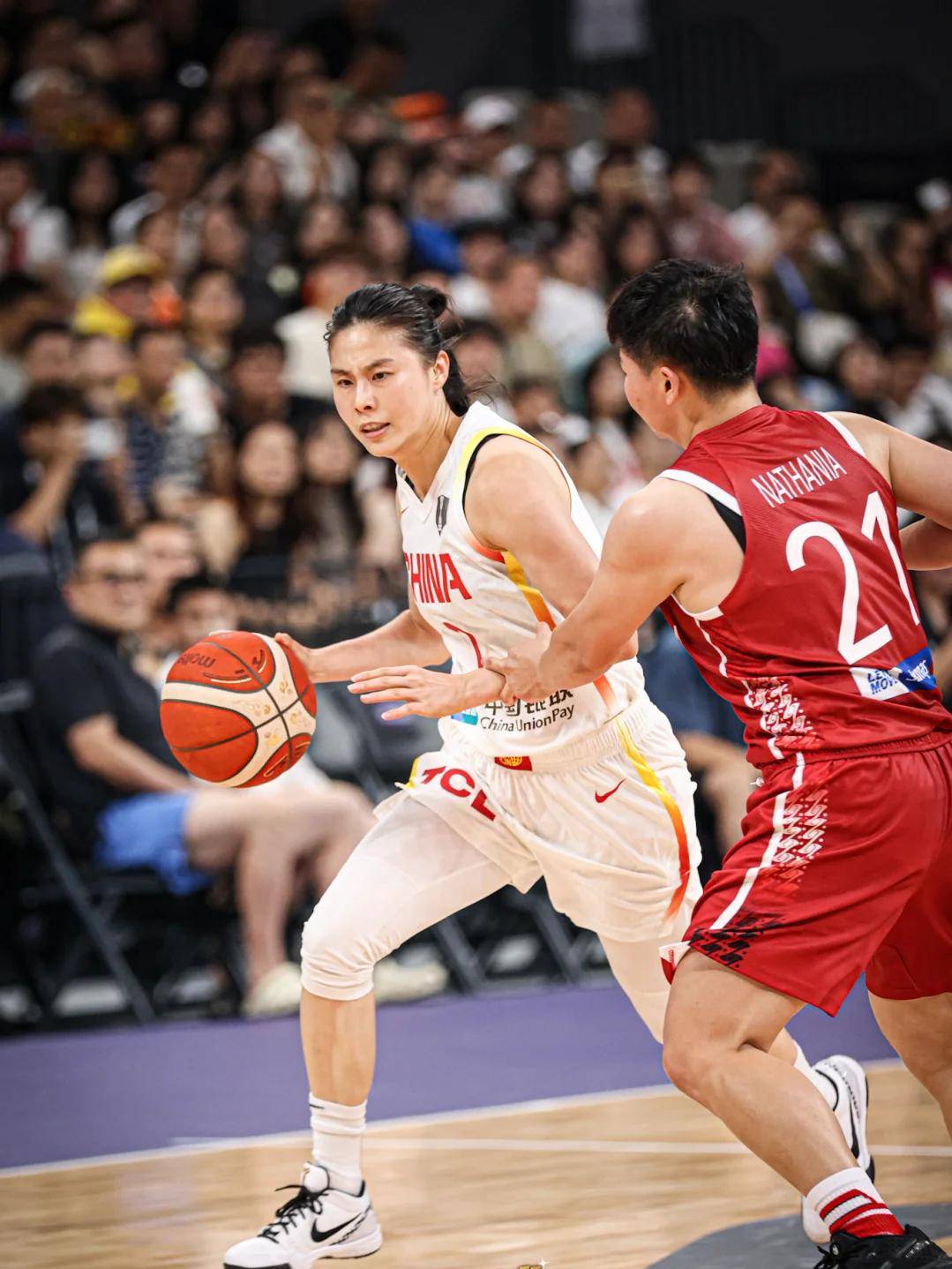 亚洲杯小组赛完美收官，劲旅强势晋级