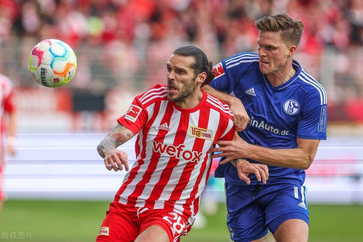 沙尔克队连胜表现抢眼积分不断攀升 沙尔克队连胜表现抢眼积分不断攀升