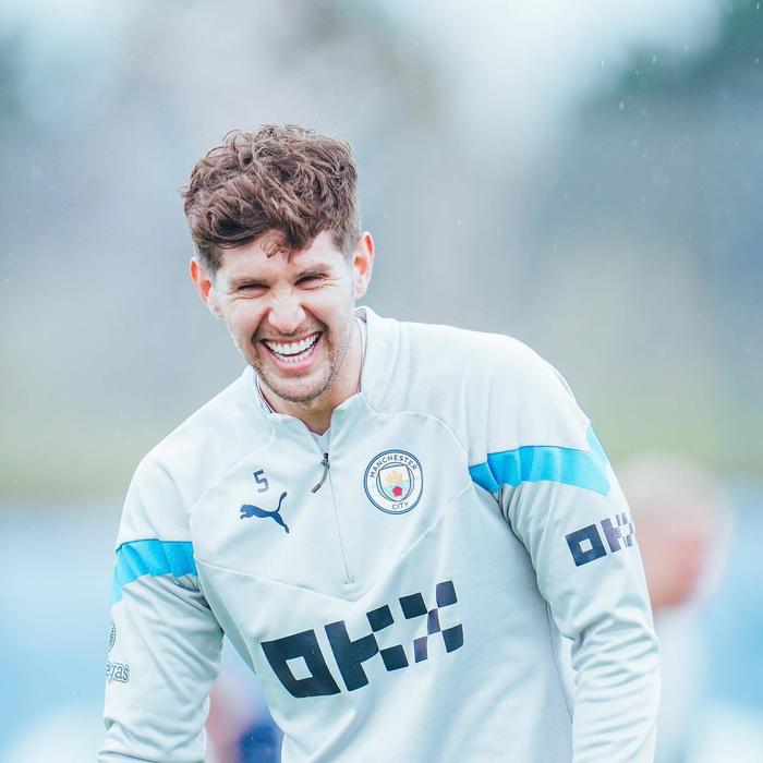 南安普顿球员全面备战,力争夺冠 南安普顿球员全面备战,力争夺冠