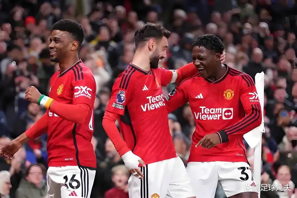 曼联主场告捷，莱切斯特城遭遇重挫