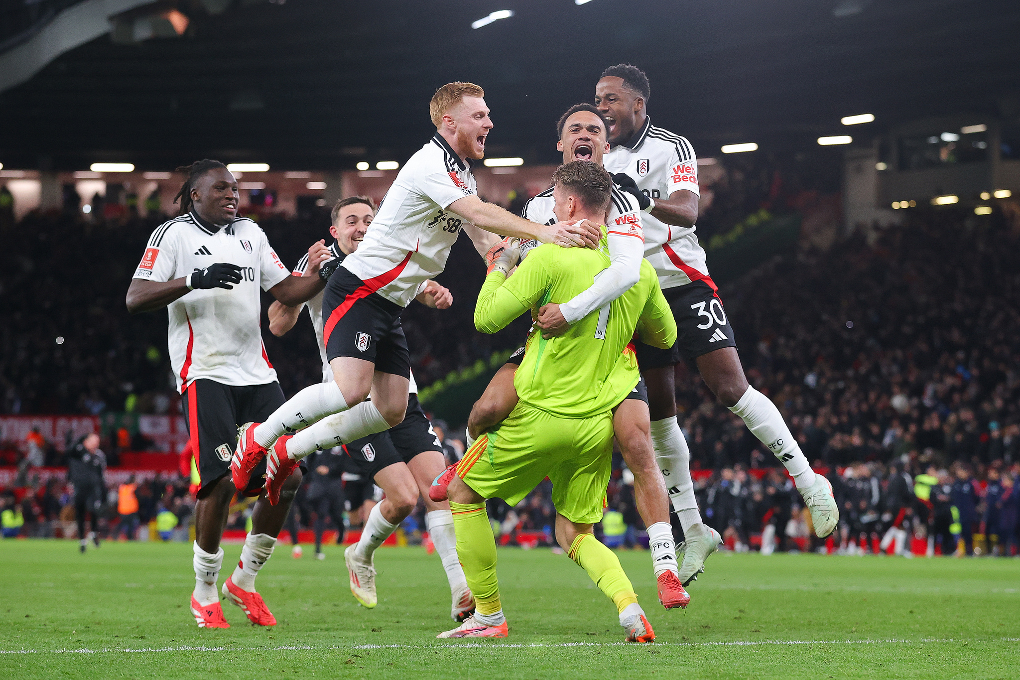 曼联备战欧洲赛事,全力以赴 曼联备战欧洲赛事,全力以赴