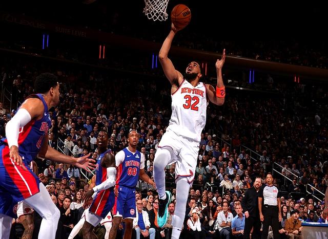 尼克斯完胜西班牙男篮,哈里斯一己之力扛起全队的简单介绍 尼克斯完胜西班牙男篮,哈里斯一己之力扛起全队的简单介绍