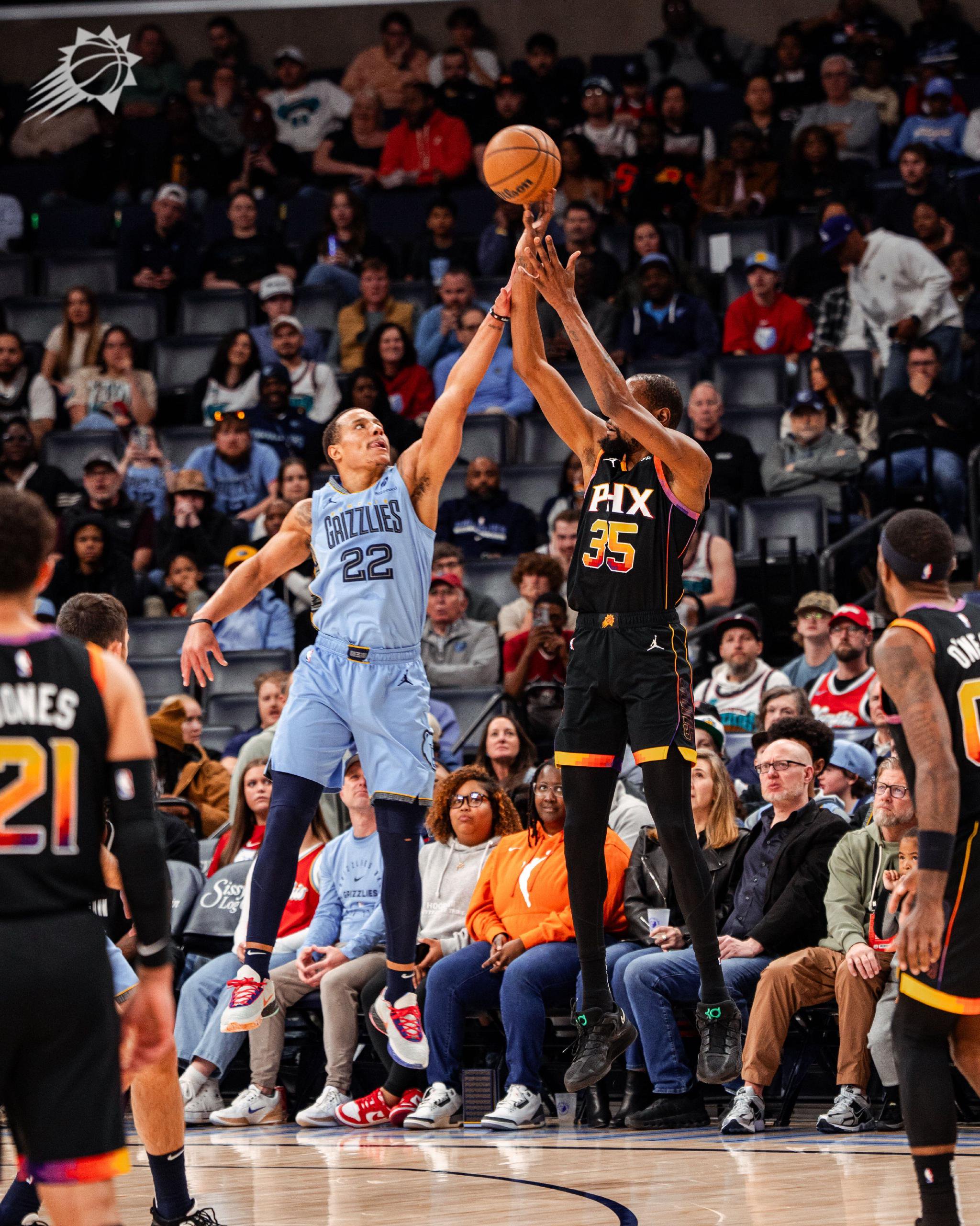 青岛队横扫灰熊，杜兰特惊艳四座的简单介绍